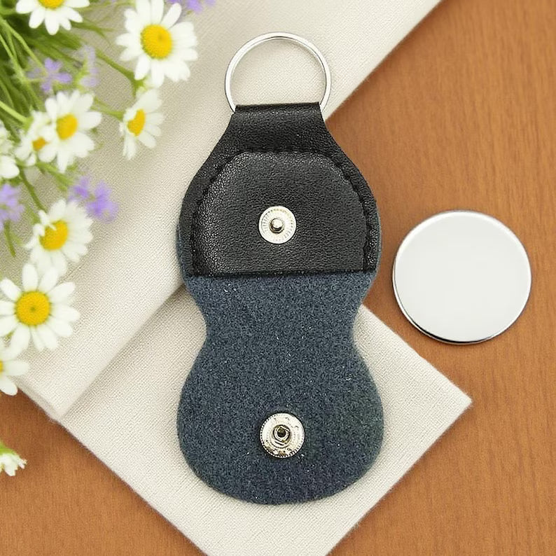 Custom To My Son Pocket Hug Keychain, Sentimental Father's Day Birthday Gift For German Son Dad Him, Support Family Keepsake Pocket Coin
